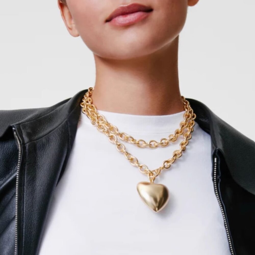Roxanne Assoulin The Puffy Heart Necklace in Gold - Picture 5 of 9